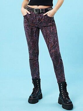 🍂 2/$10 Y2K Plum Leopard Print Skinny Velvet Pants